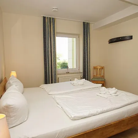 Strandnah, Gratis Nutzung Vom Ahoi Erlebnisbad Und Sauna In Sellin - Strandresidenz Brandenburg 31