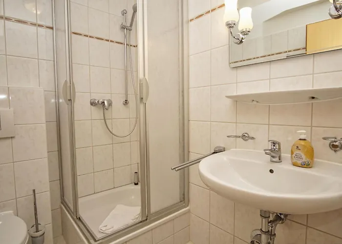 Strandresidenz Brandenburg 31 Mit Sauna- Und Schwimmbadnutzung Im Ahoi Sellin Lägenhet *